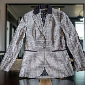 Size 4 Plaid blazer Allen by A.B.S.. 